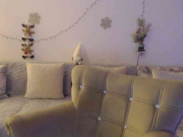 goodSnowQueen Live Webcam on BongaCams