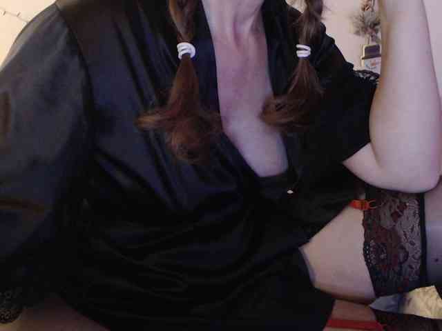 goodSnowQueen webcam