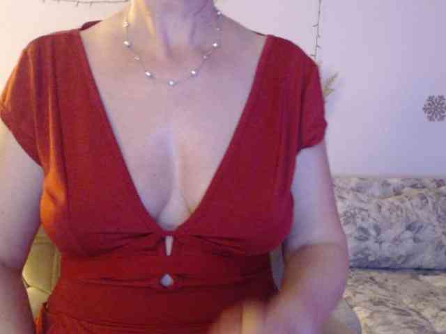 goodSnowQueen webcam