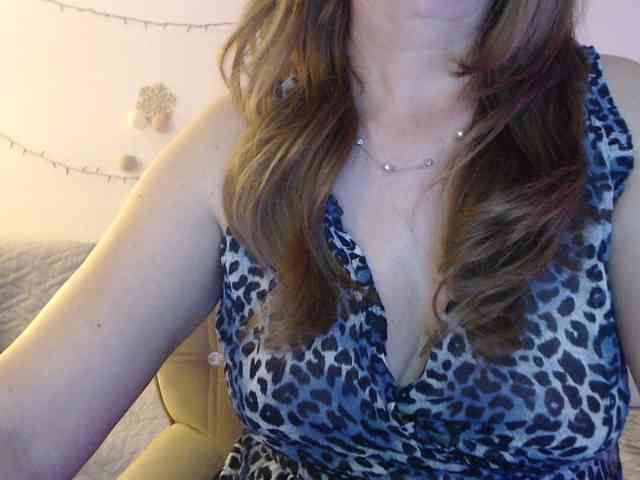 goodSnowQueen goodSnowQueen