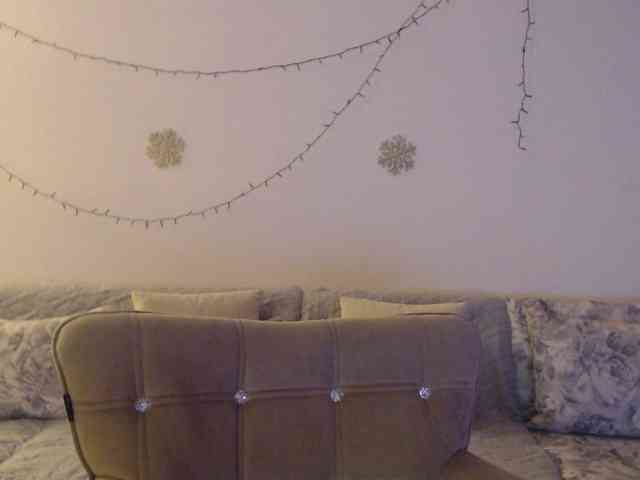 goodSnowQueen goodSnowQueen