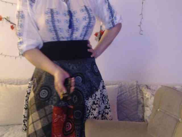 goodSnowQueen webcam