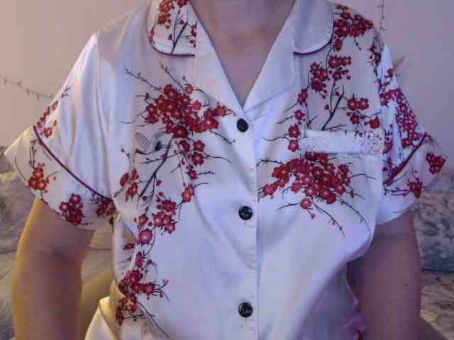 goodSnowQueen webcam