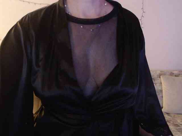 goodSnowQueen webcam