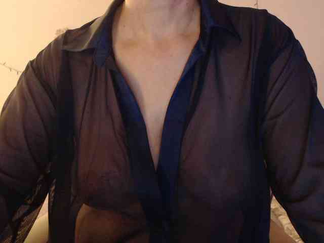 goodSnowQueen webcam