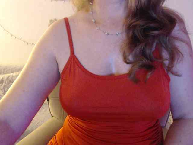 goodSnowQueen webcam