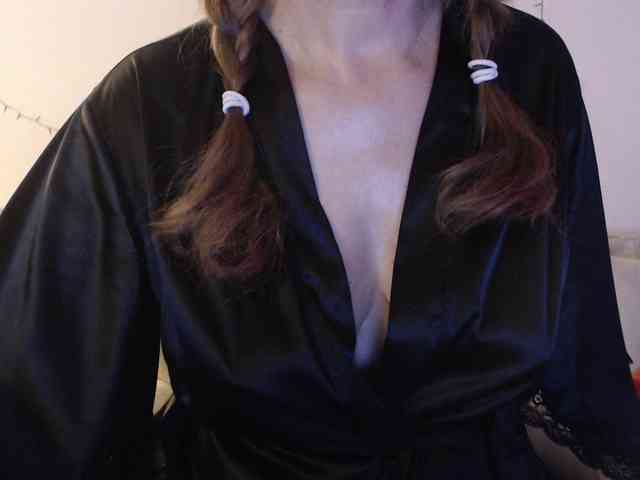 goodSnowQueen webcam