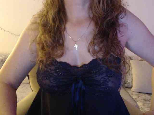 goodSnowQueen webcam