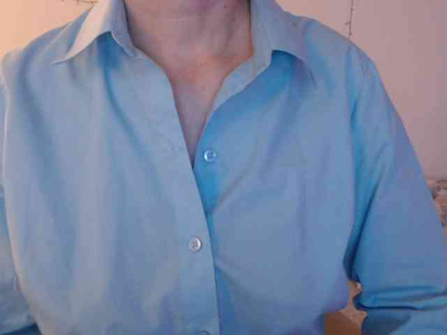 goodSnowQueen webcam