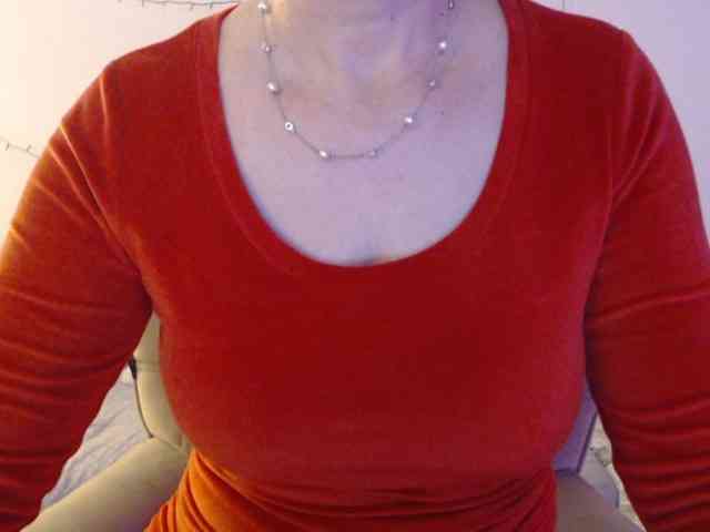 goodSnowQueen webcam