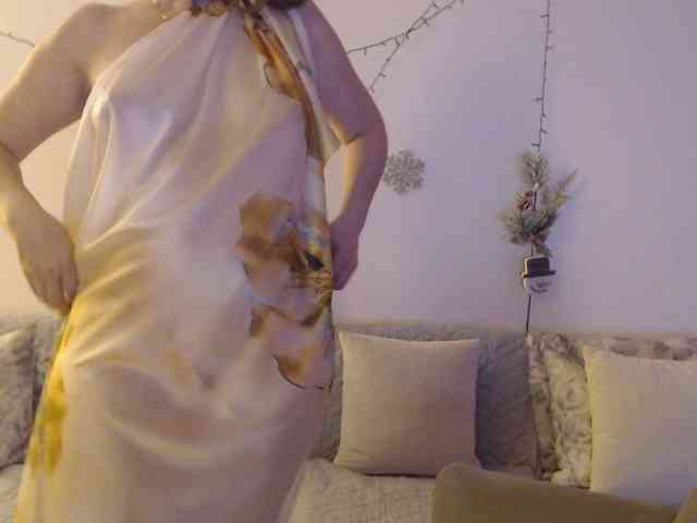 goodSnowQueen webcam