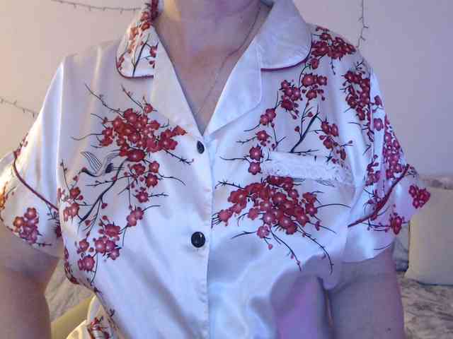 goodSnowQueen webcam