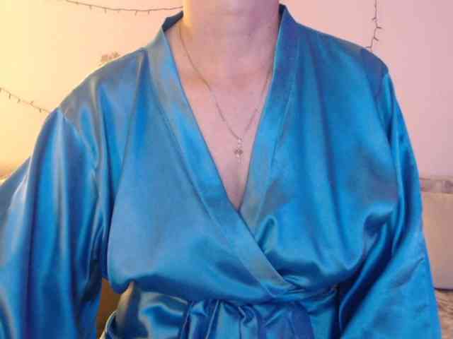 goodSnowQueen goodSnowQueen