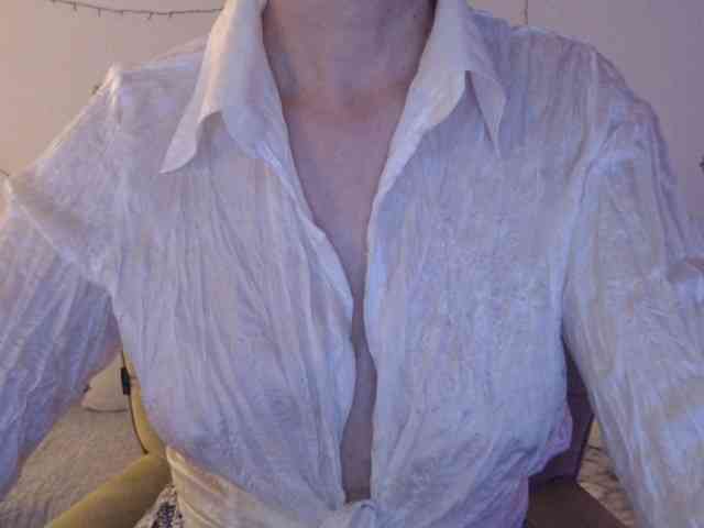 goodSnowQueen goodSnowQueen