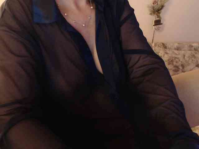 goodSnowQueen webcam