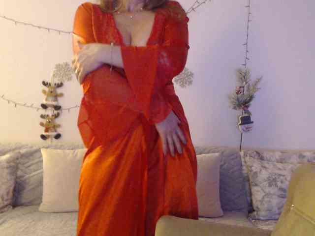 goodSnowQueen webcam