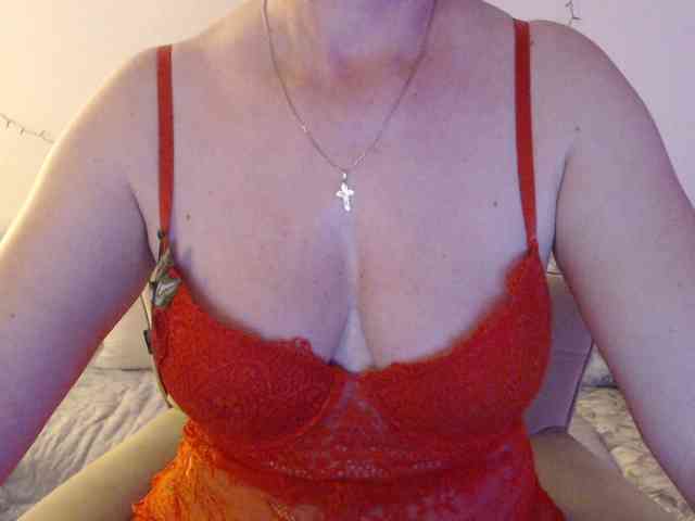 goodSnowQueen webcam