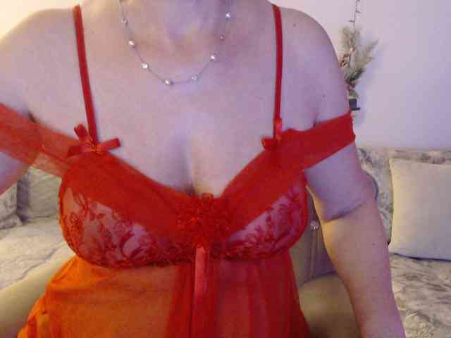 goodSnowQueen webcam