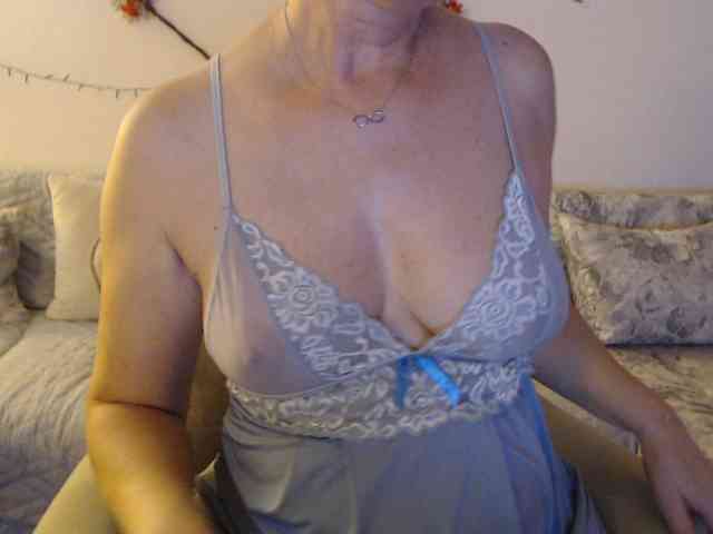 online cam2cam GoodSnowQueen