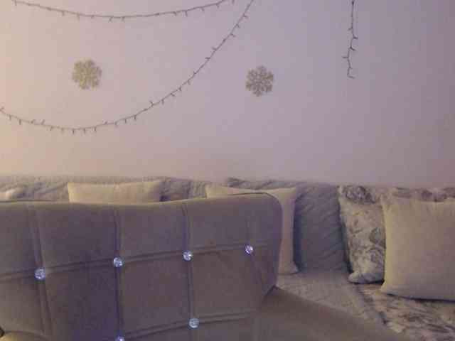 goodSnowQueen goodSnowQueen