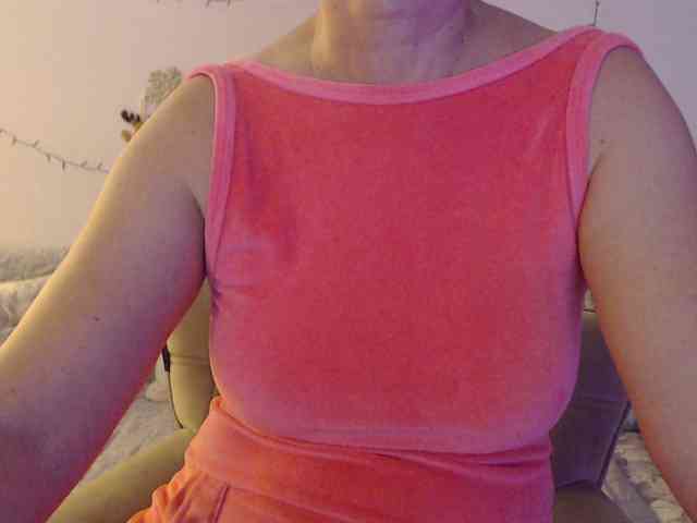 goodSnowQueen goodSnowQueen