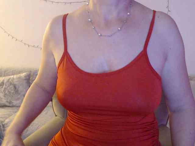 goodSnowQueen webcam