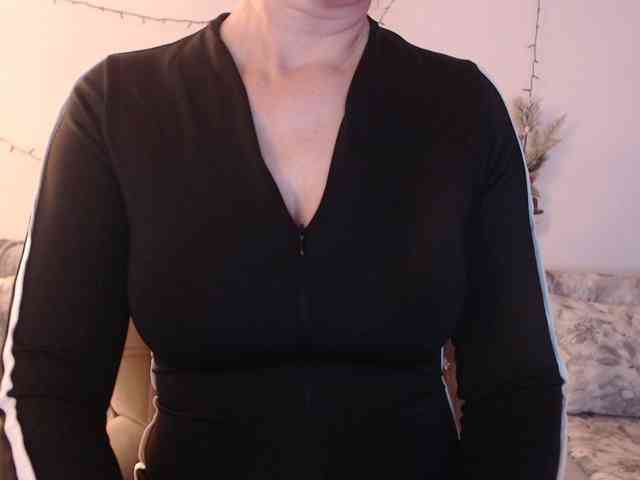 goodSnowQueen webcam