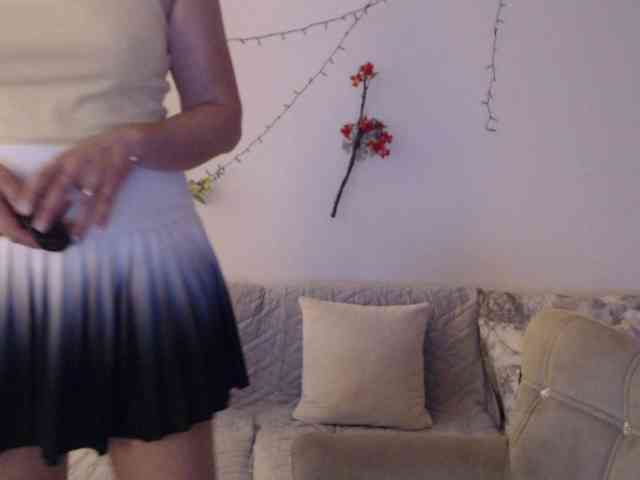goodSnowQueen webcam