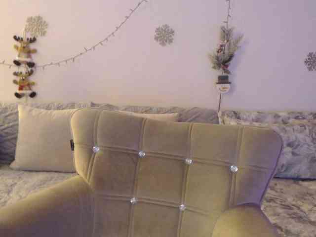 goodSnowQueen webcam