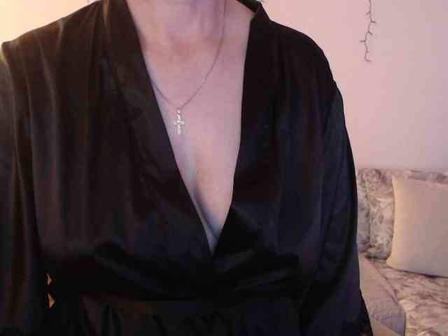 goodSnowQueen webcam