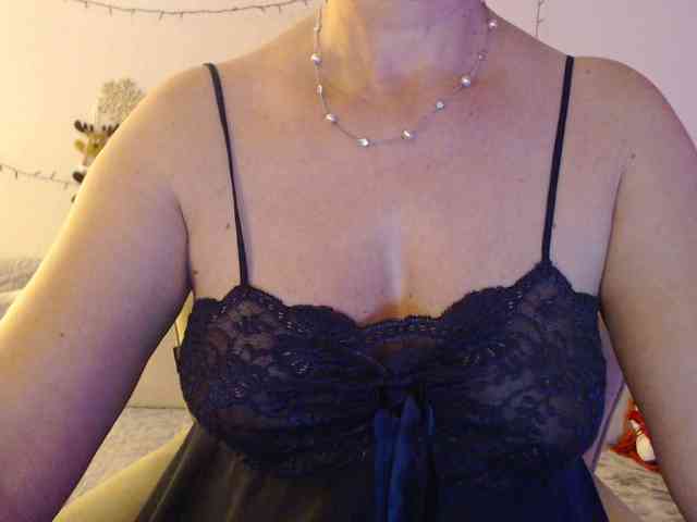 goodSnowQueen goodSnowQueen