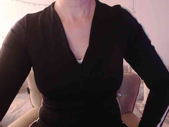 goodSnowQueen webcam