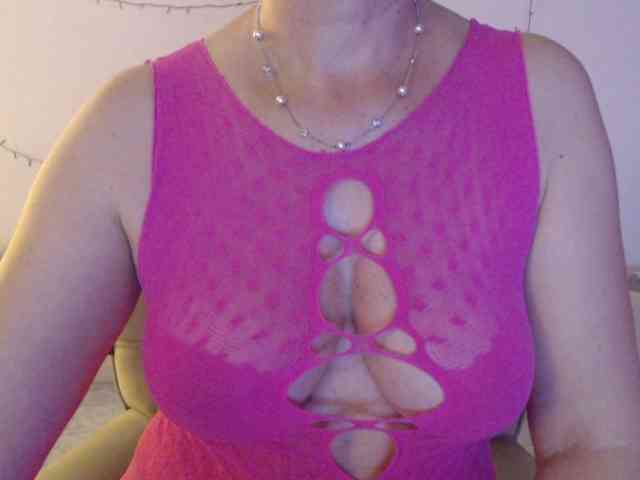 goodSnowQueen webcam