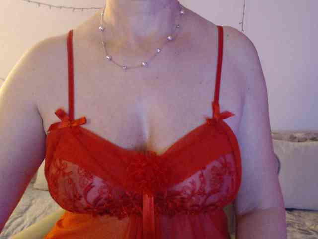 goodSnowQueen webcam