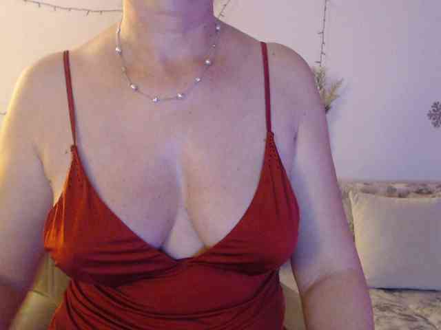 goodSnowQueen webcam