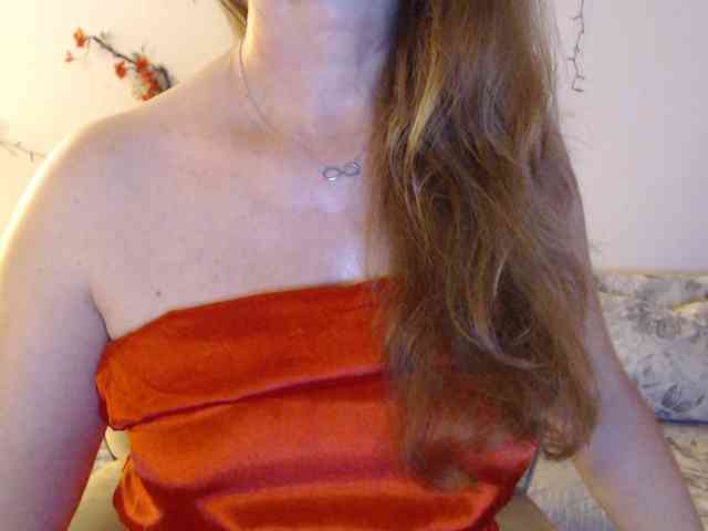 goodSnowQueen webcam