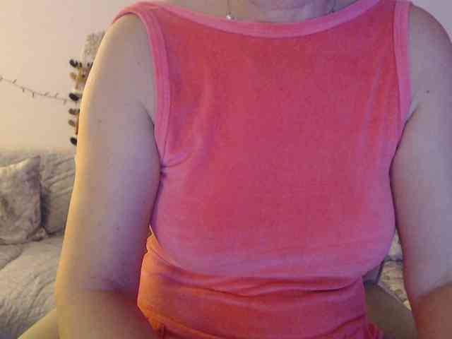 goodSnowQueen webcam