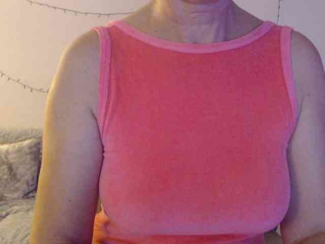 goodSnowQueen goodSnowQueen