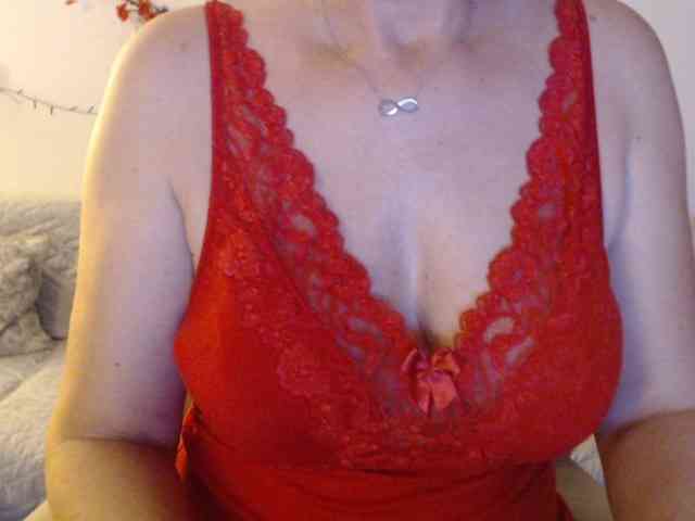 goodSnowQueen webcam