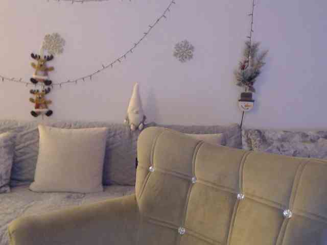 goodSnowQueen goodSnowQueen