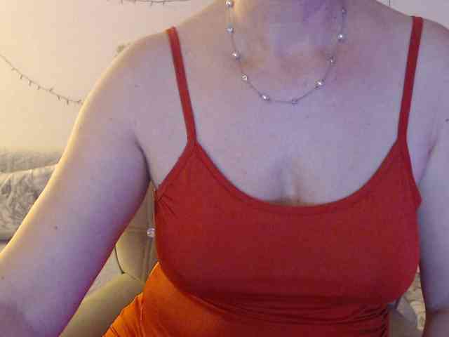 goodSnowQueen webcam