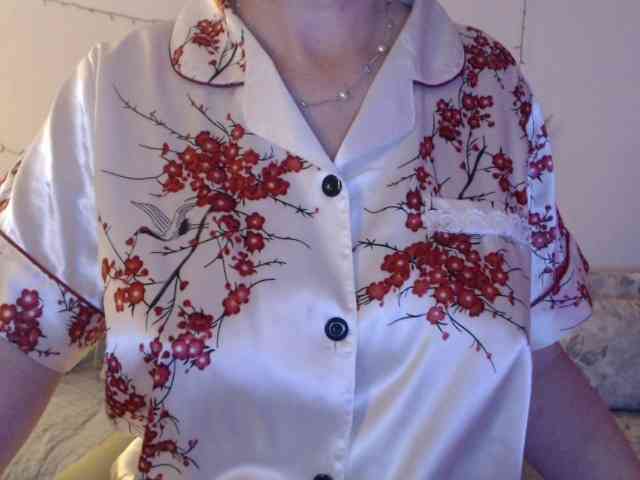 goodSnowQueen webcam