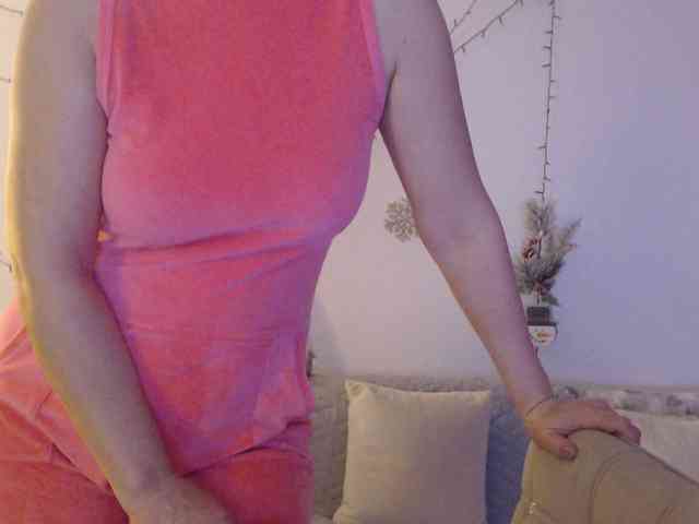 goodSnowQueen webcam