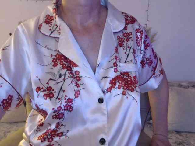 goodSnowQueen goodSnowQueen