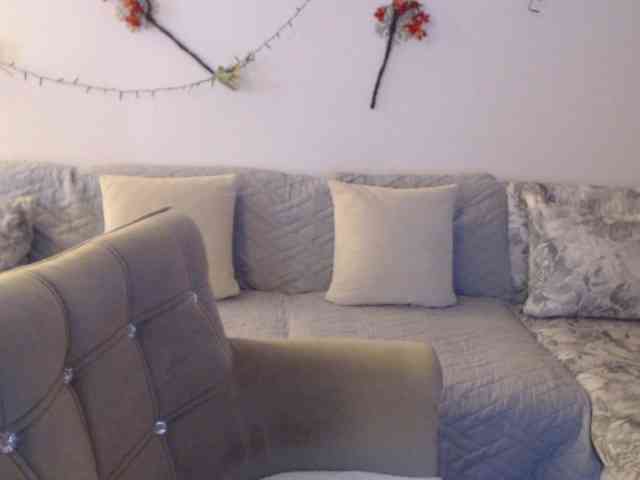 goodSnowQueen webcam