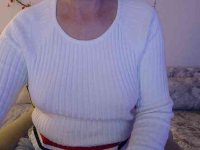 goodSnowQueen webcam