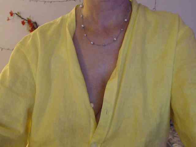 goodSnowQueen webcam