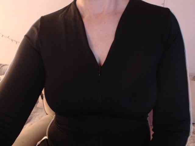 goodSnowQueen webcam