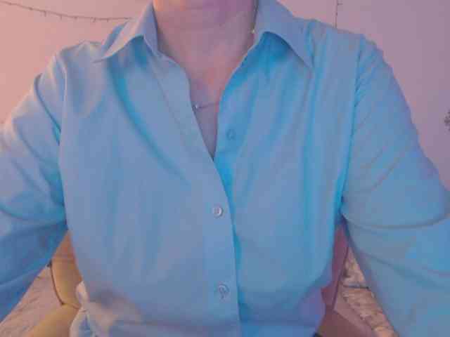 goodSnowQueen webcam