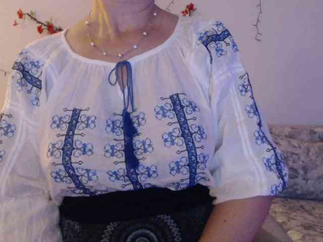 goodSnowQueen webcam